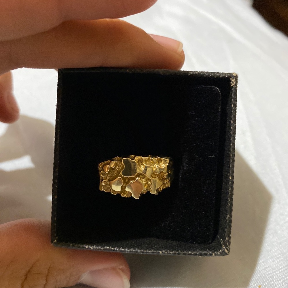 10K gold nugget ring about size 10
